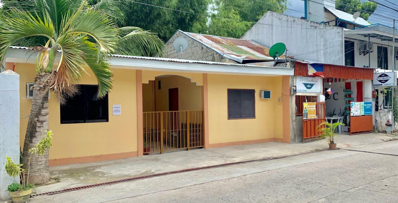 J & C Guesthouse Moalboal Exterior foto
